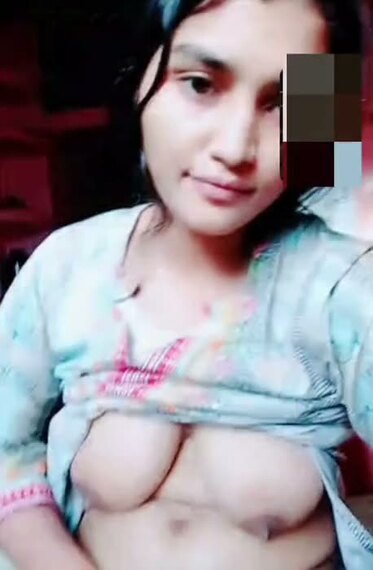 Pak-beautiful-village-muslim-babe-pakistan-video-xx-nude-mms.jpg