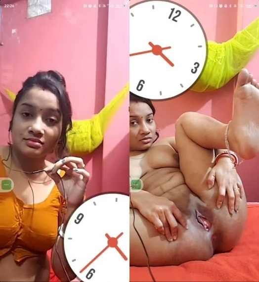 Very-beautiful-horny-hot-desi-bhabi-s-ex-nude-live-fingering.jpg
