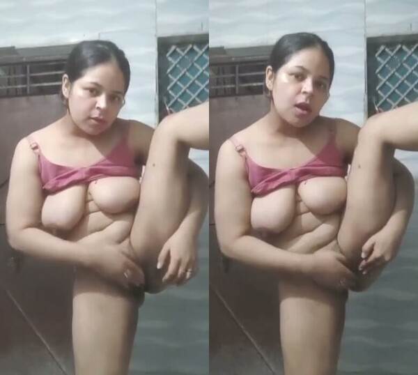 Bangladeshi muslim hot bbw hot sexy bhabi fingering pussy