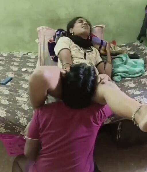 Horny muslim amateur hot sexy video bhabhi pussy licking devar mms